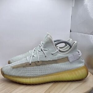 Men's Size 8.5 - adidas Yeezy Boost 350 V2 Low Hyperspace